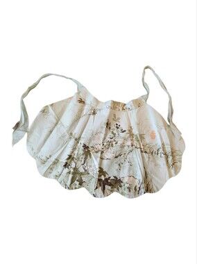 The Fifth Avenue Vintage Half Apron With Scollop Bottom Mussallem Ties